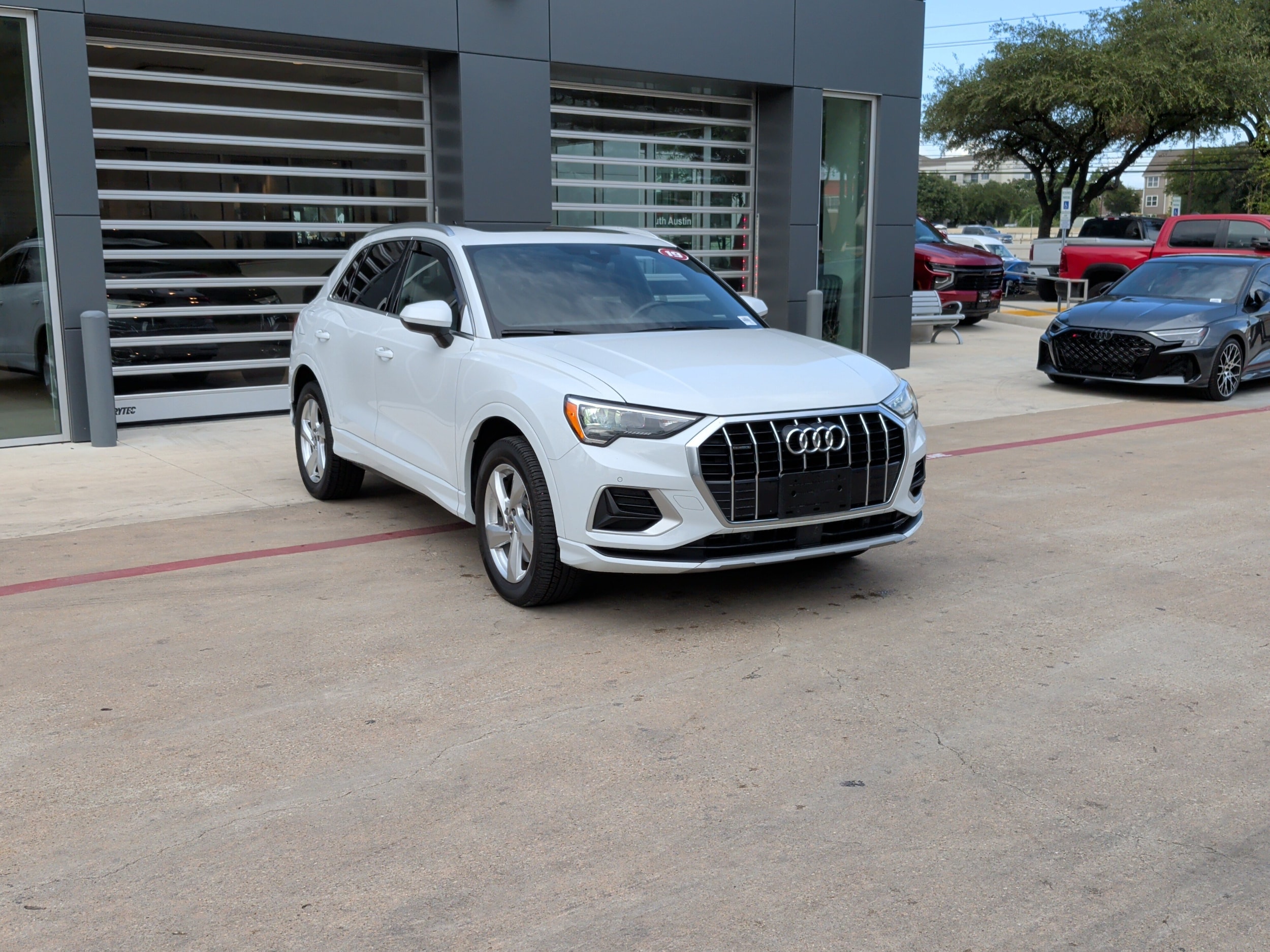 audi q3 2019 WA1AECF33K1079664 image audi q3 2019 WA1AECF33K1079664 image
