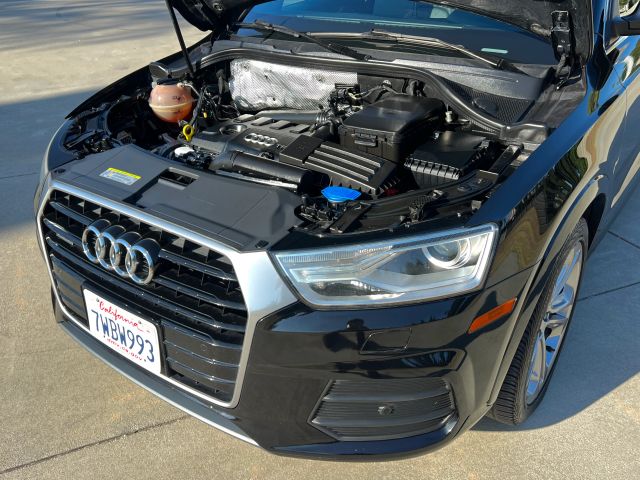 audi q3 2017 WA1JCCFS4HR002602 image