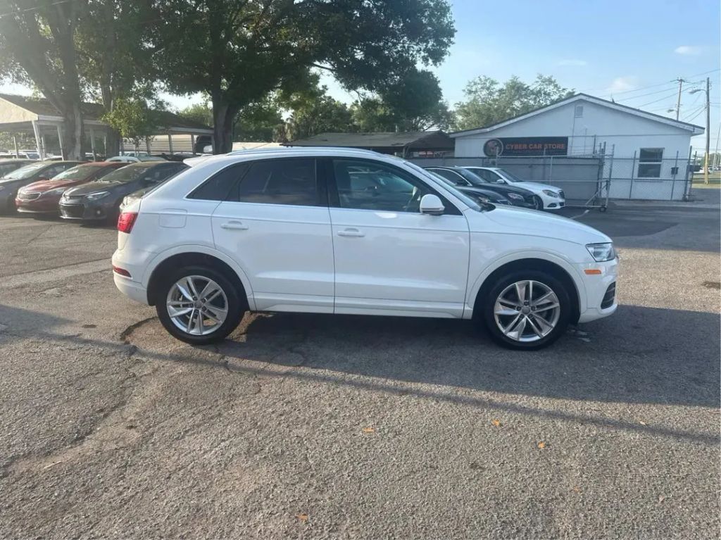 audi q3 2017 WA1HCCFS6HR017276 image audi q3 2017 WA1HCCFS6HR017276 image