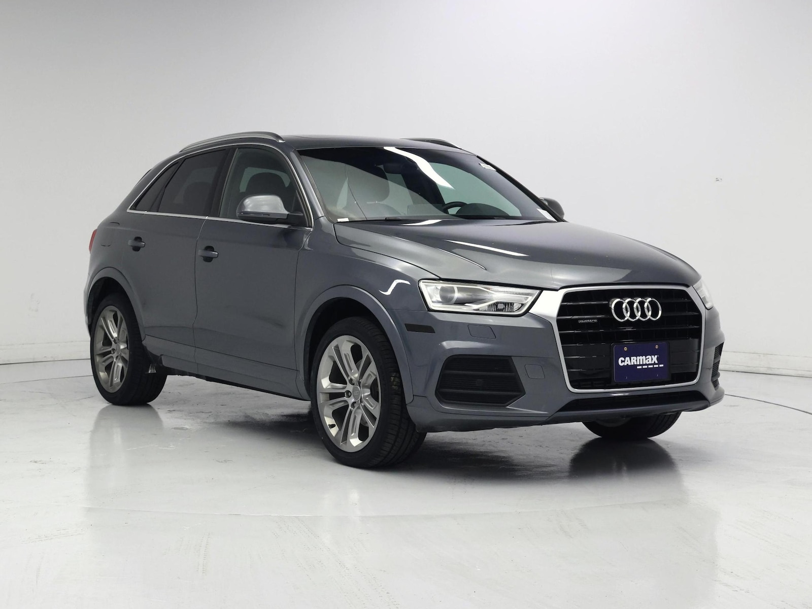 audi q3 2017 WA1JCCFS7HR003999 image audi q3 2017 WA1JCCFS7HR003999 image
