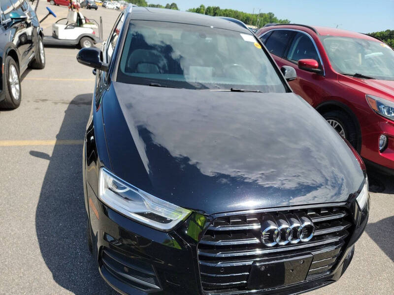 audi q3 2017 WA1HCCFS9HR009706 image audi q3 2017 WA1HCCFS9HR009706 image