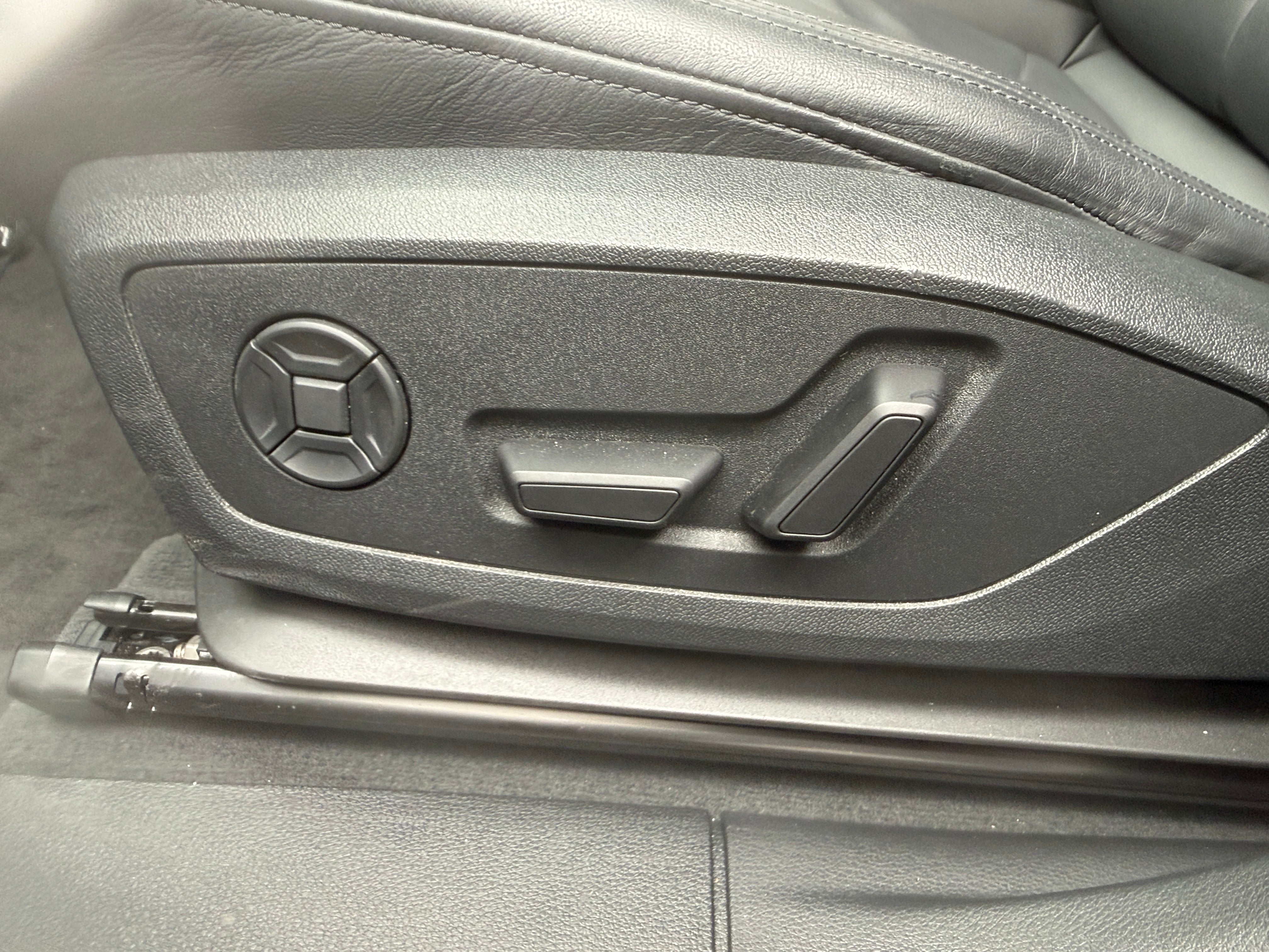 audi q3 2024 WA1DECF3XR1179137 image audi q3 2024 WA1DECF3XR1179137 image