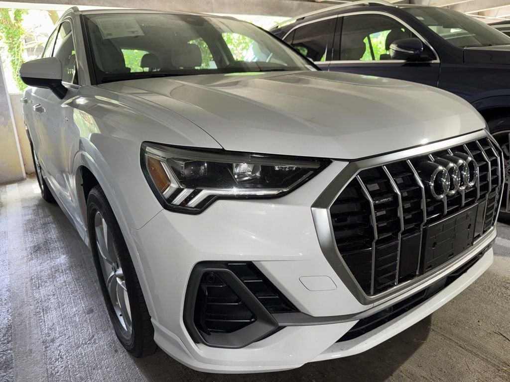 audi q3 2022 WA1EECF31N1083752 image audi q3 2022 WA1EECF31N1083752 image