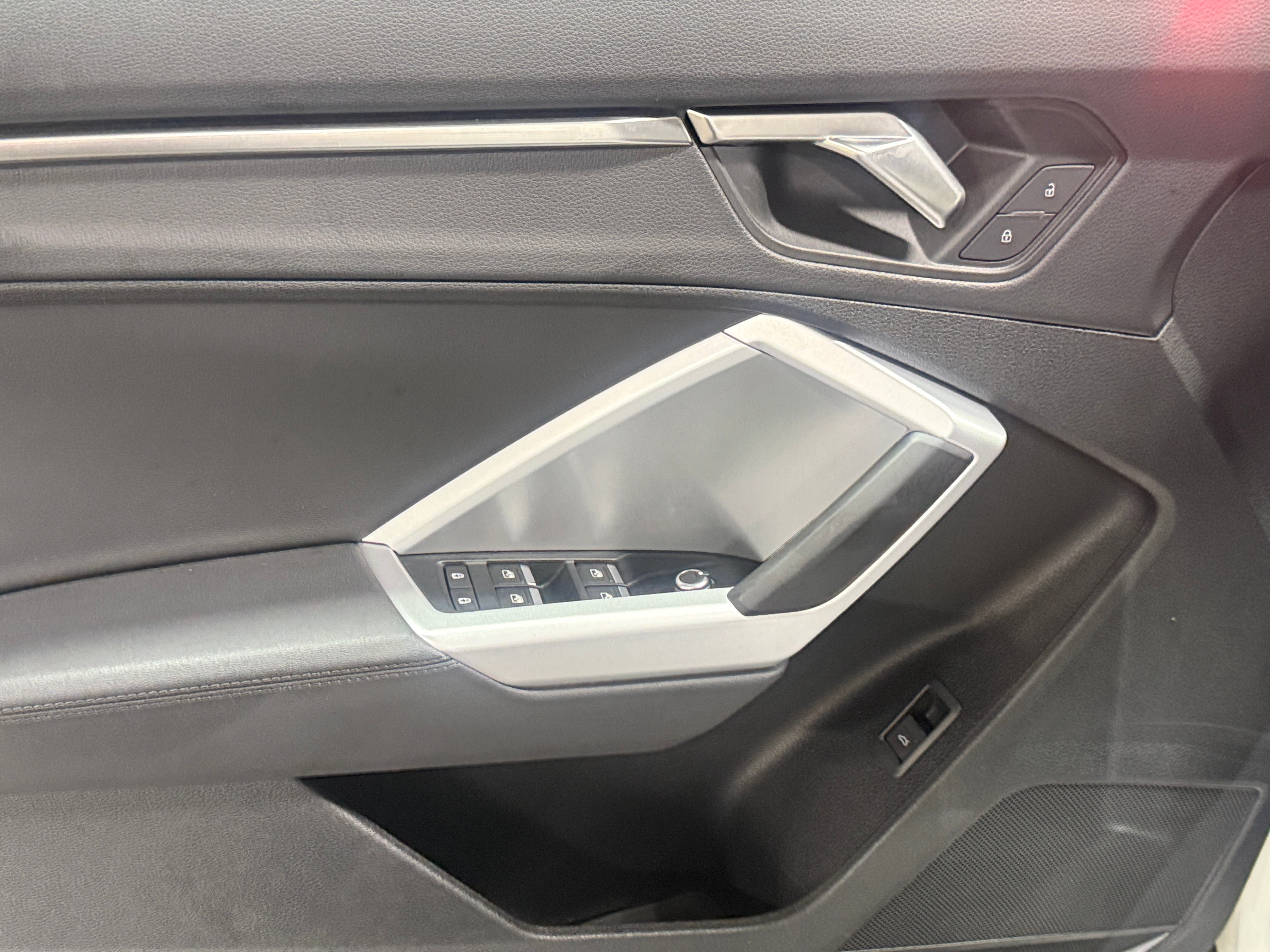 audi q3 2025 WA1DECF30S1050376 image audi q3 2025 WA1DECF30S1050376 image