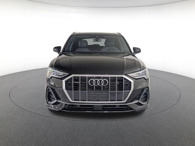 audi q3 2025 WA1DECF33S1010857 image audi q3 2025 WA1DECF33S1010857 image