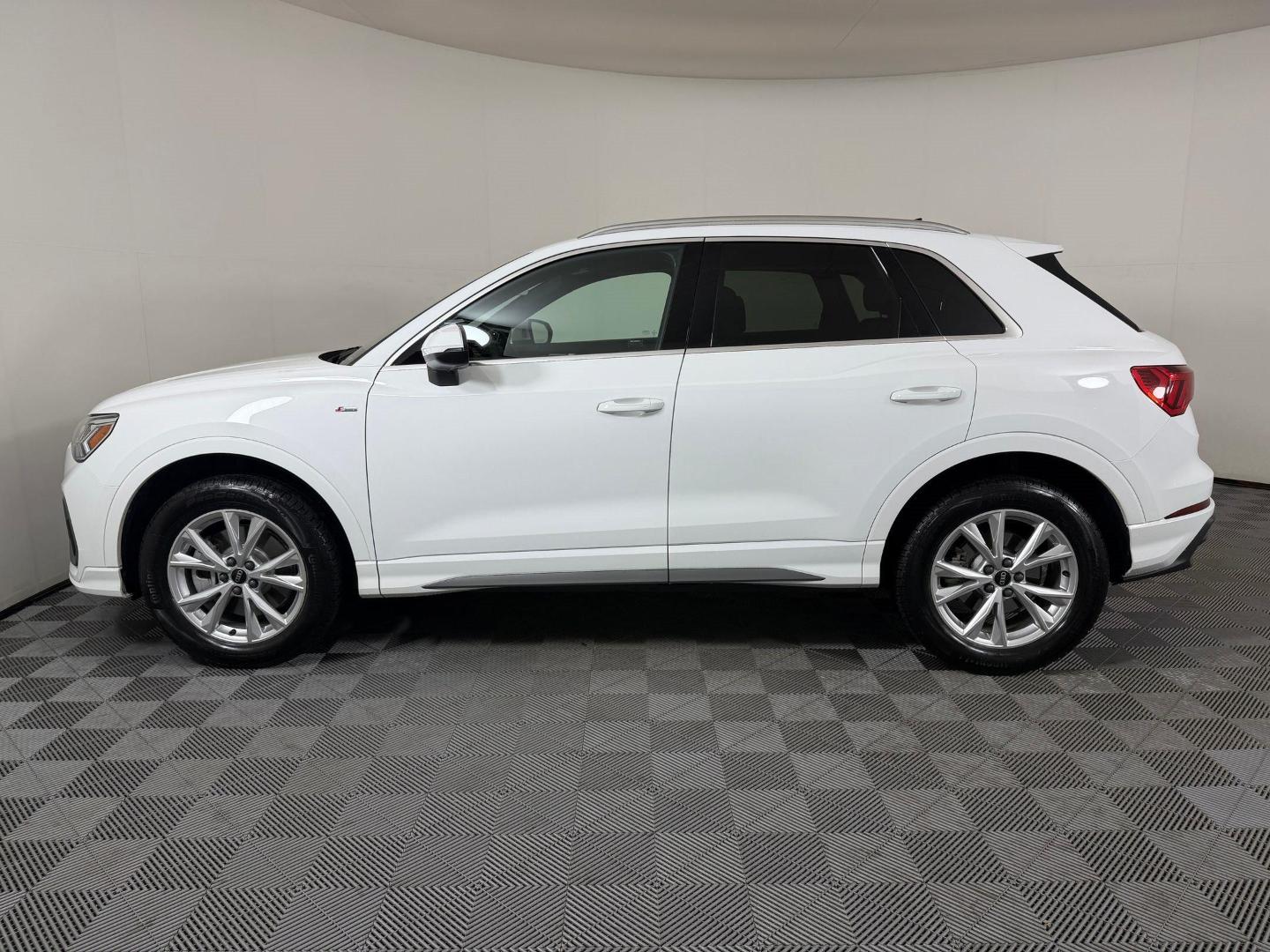 audi q3 2025 WA1DECF35S1108241 image audi q3 2025 WA1DECF35S1108241 image