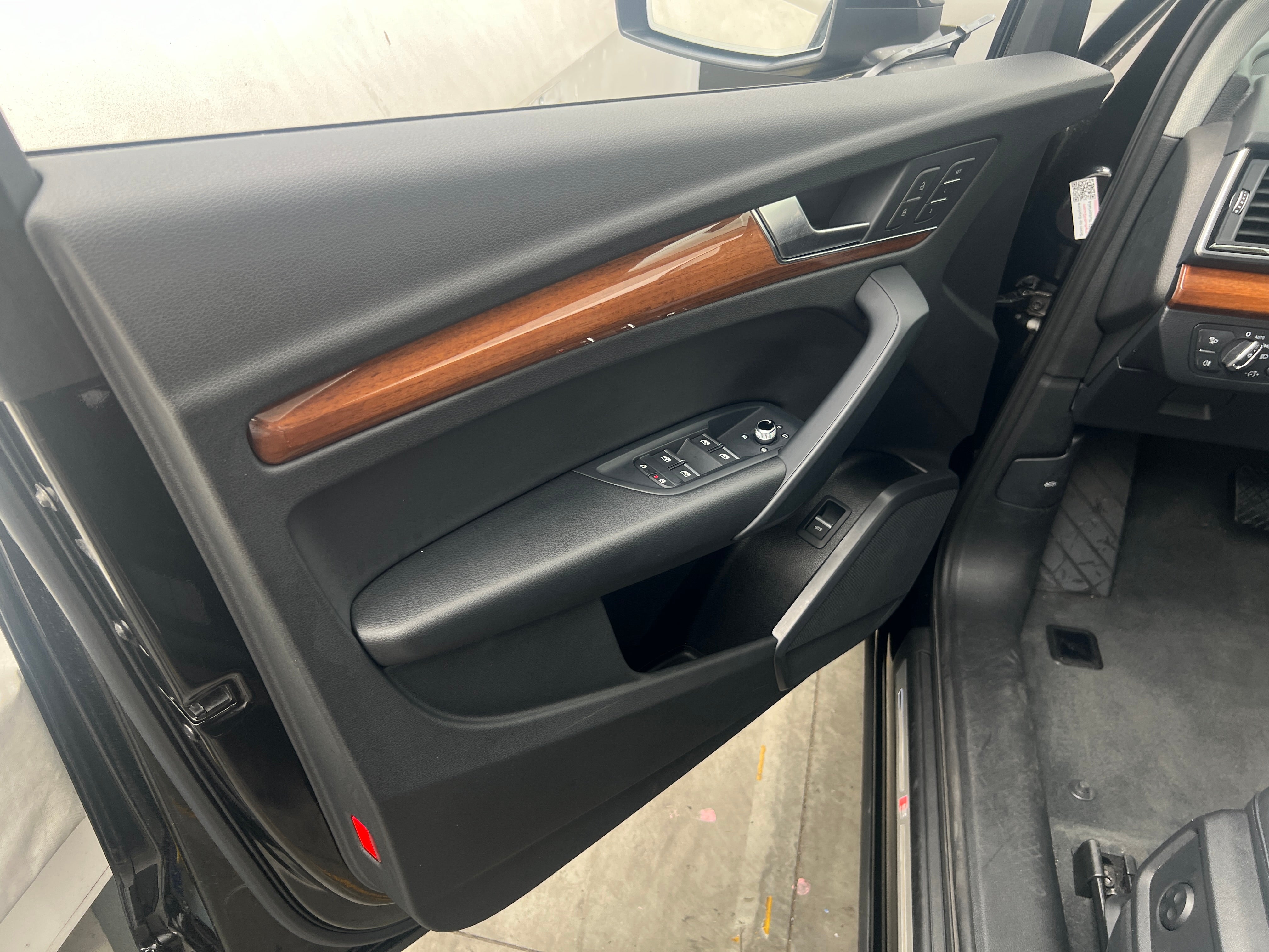 audi q5 2023 WA1GAAFY9P2107619 image audi q5 2023 WA1GAAFY9P2107619 image