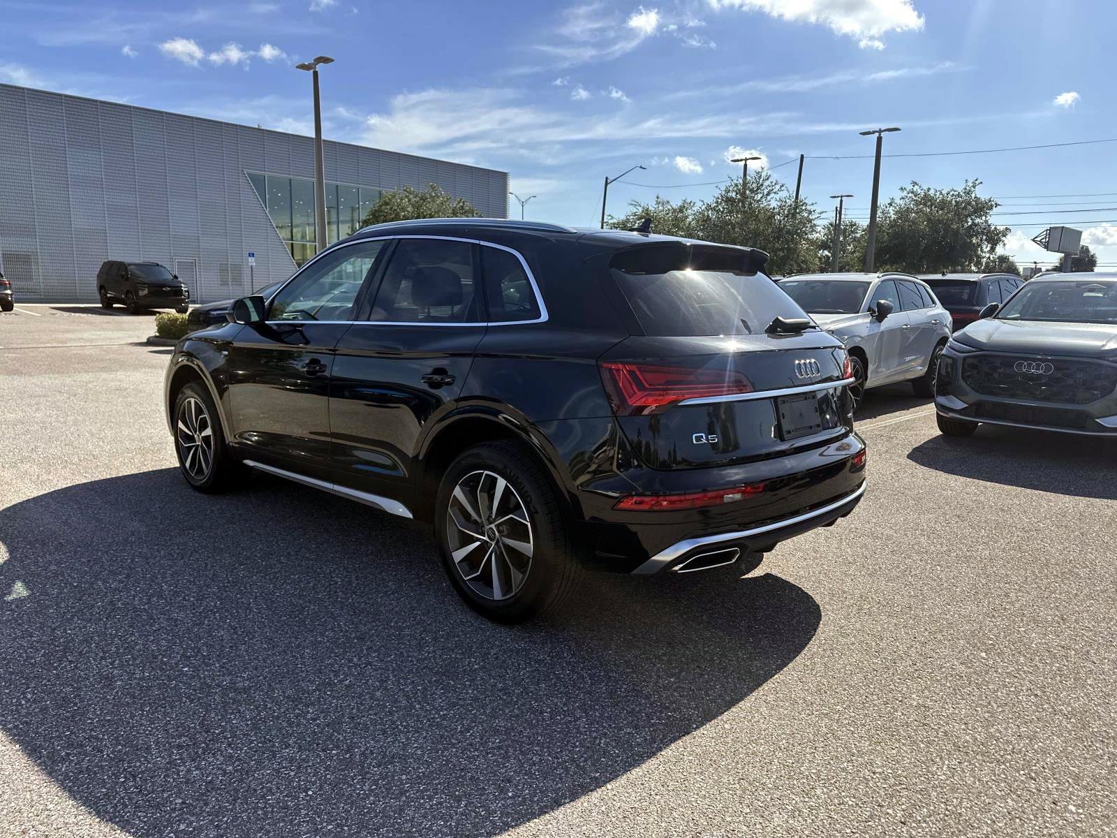 audi q5 2023 WA1EAAFY3P2145936 image audi q5 2023 WA1EAAFY3P2145936 image