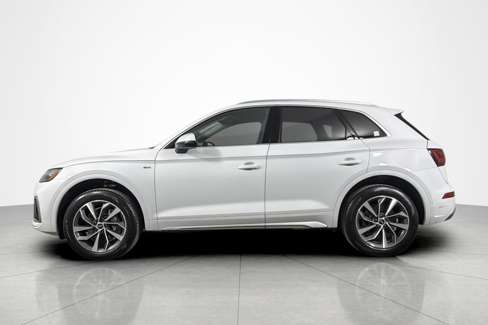 audi q5 2023 WA1GAAFY1P2156331 image audi q5 2023 WA1GAAFY1P2156331 image