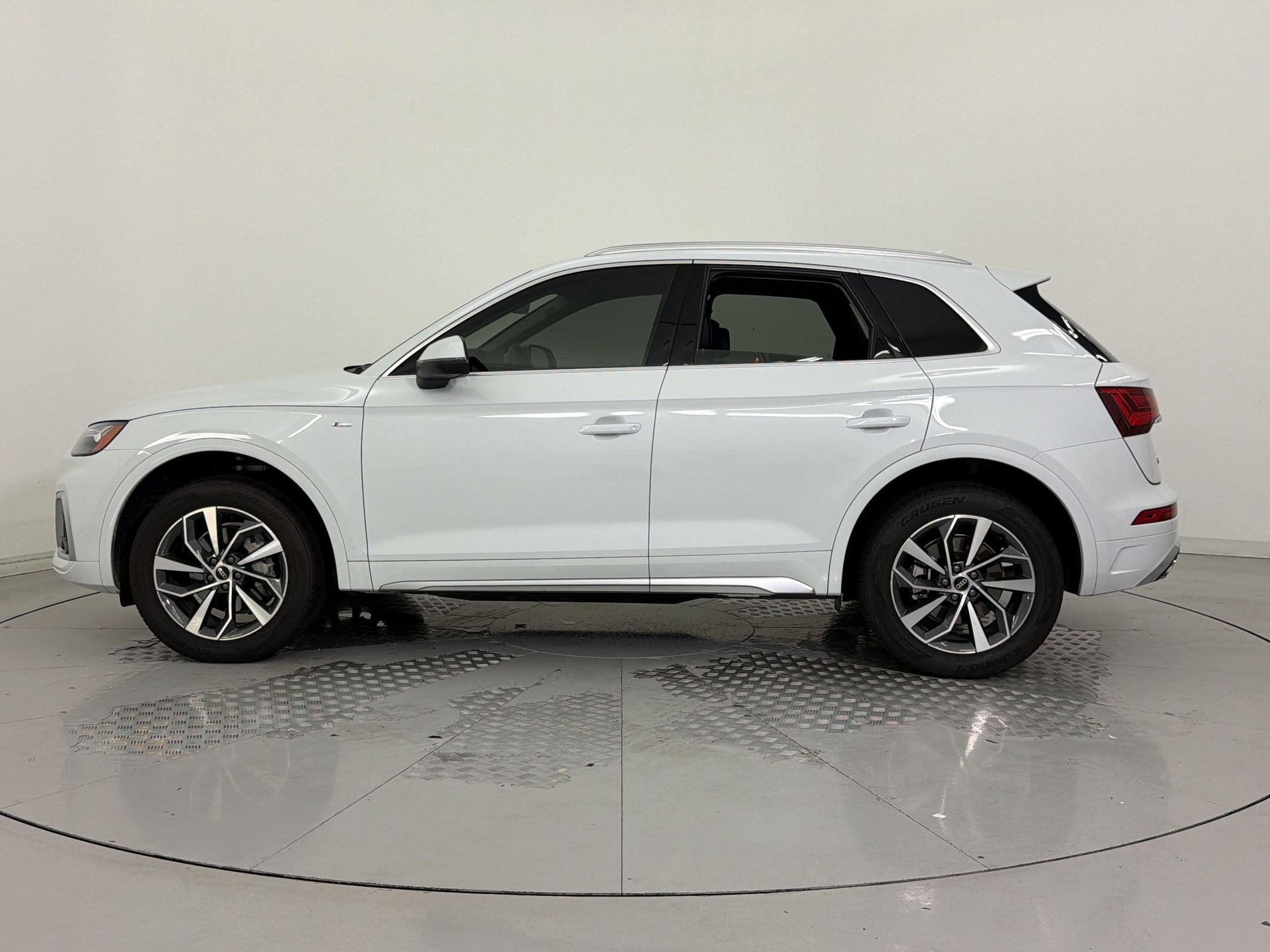 audi q5 2023 WA1EAAFY7P2121963 image audi q5 2023 WA1EAAFY7P2121963 image