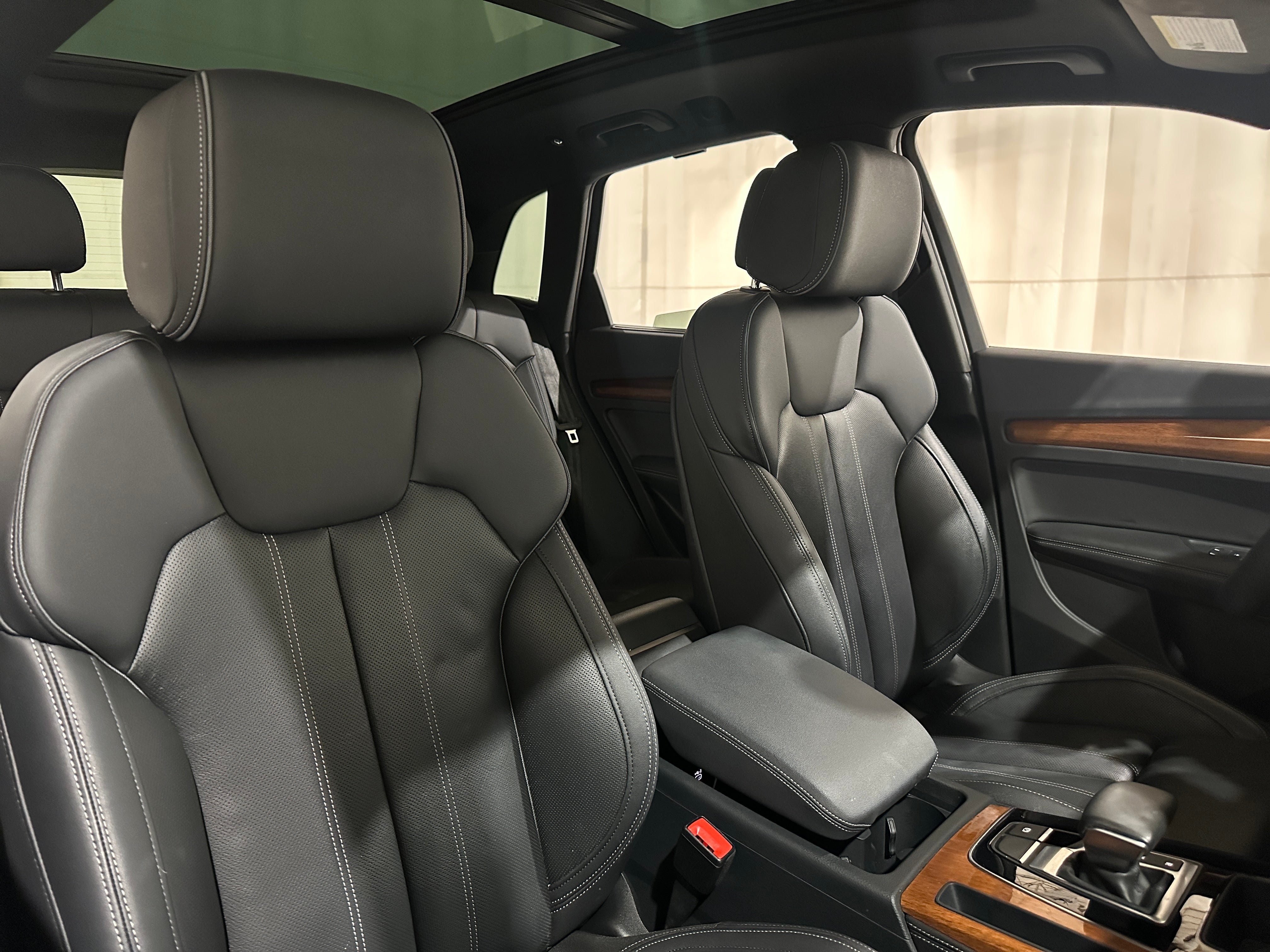 audi q5 2023 WA1EAAFY0P2113946 image