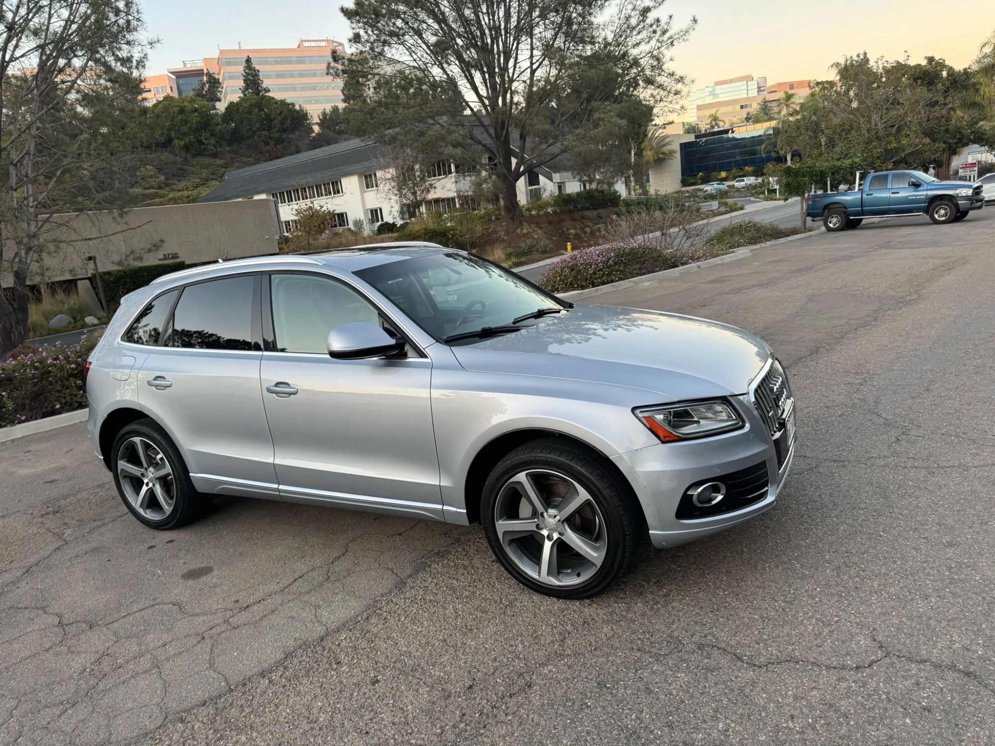 audi q5 2016 WA1CVAFP0GA014536 image audi q5 2016 WA1CVAFP0GA014536 image