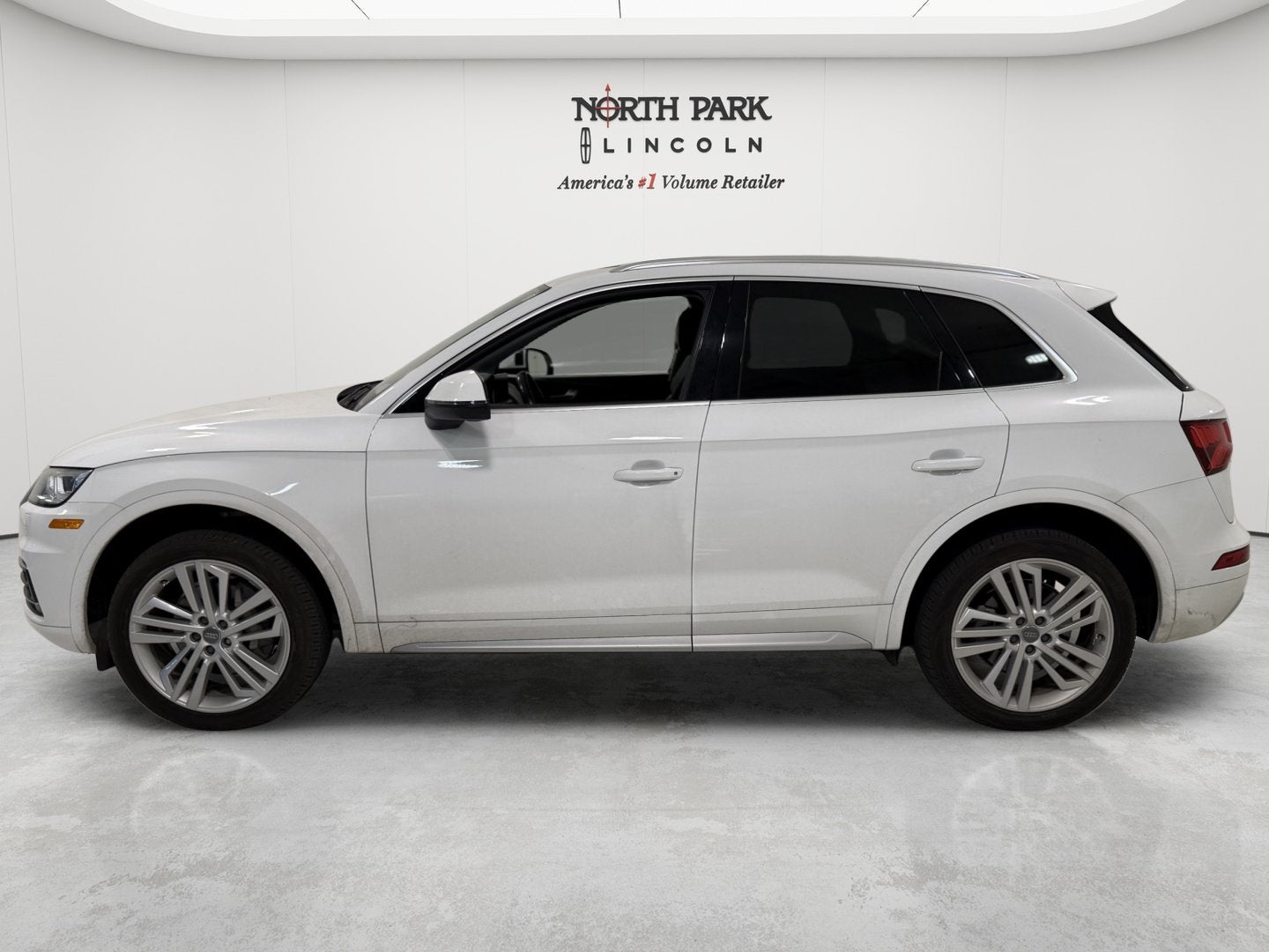 audi q5 2018 WA1BNAFY5J2209859 image audi q5 2018 WA1BNAFY5J2209859 image