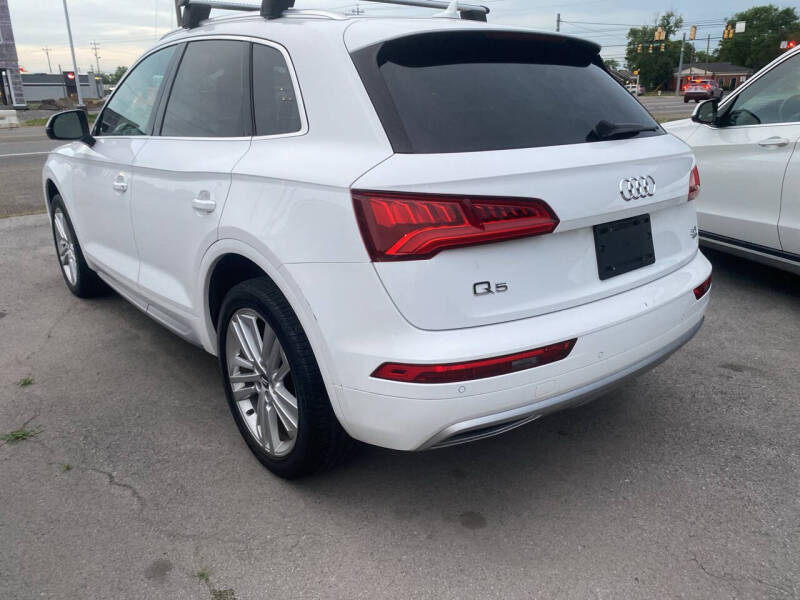 audi q5 2018 WA1BNAFY0J2081613 image audi q5 2018 WA1BNAFY0J2081613 image