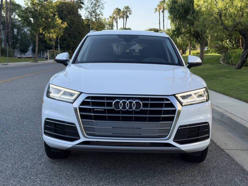 audi q5 2018 WA1BNAFY4J2010690 image audi q5 2018 WA1BNAFY4J2010690 image
