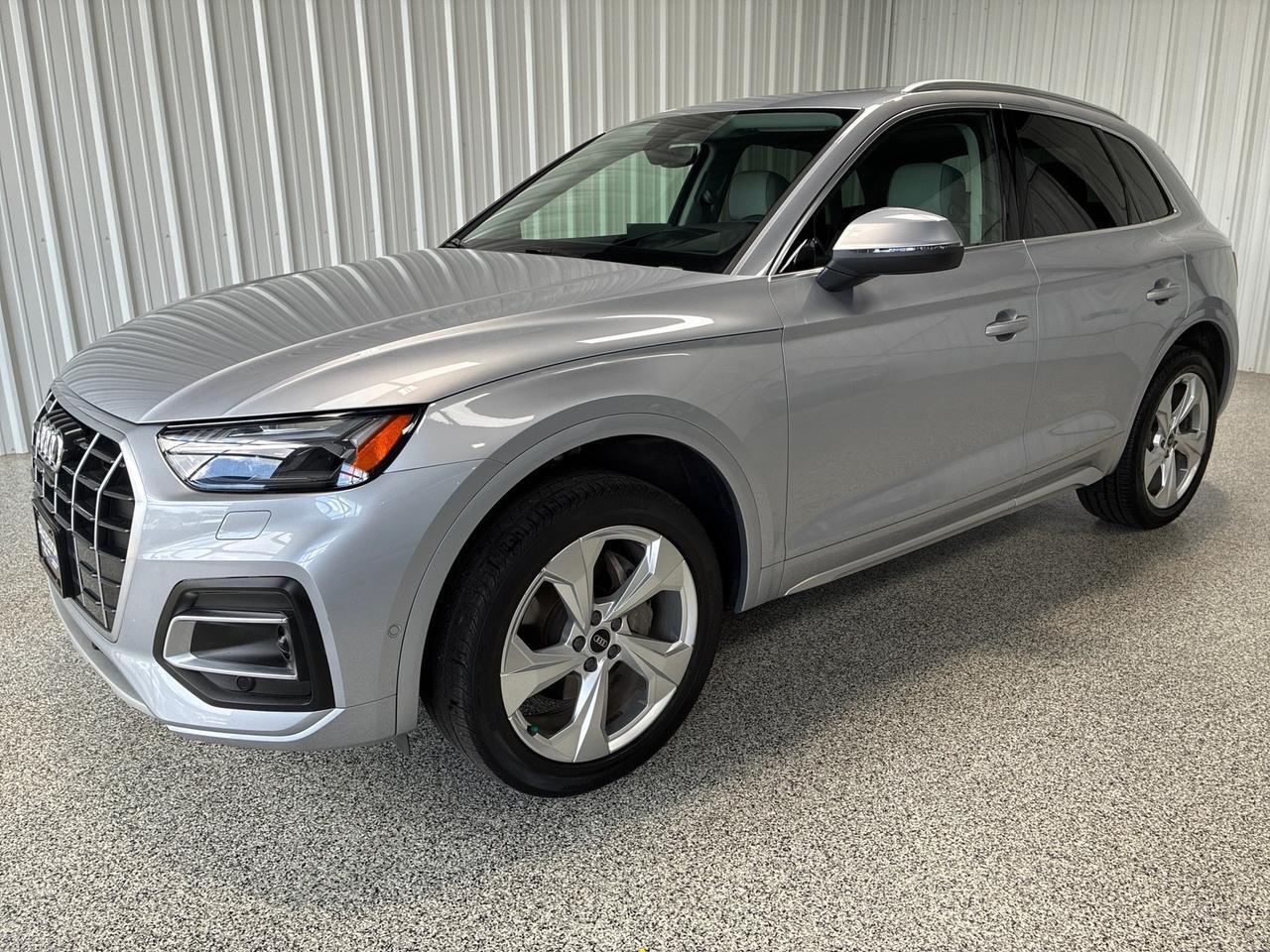 audi q5 2021 WA1CAAFYXM2074897 image audi q5 2021 WA1CAAFYXM2074897 image
