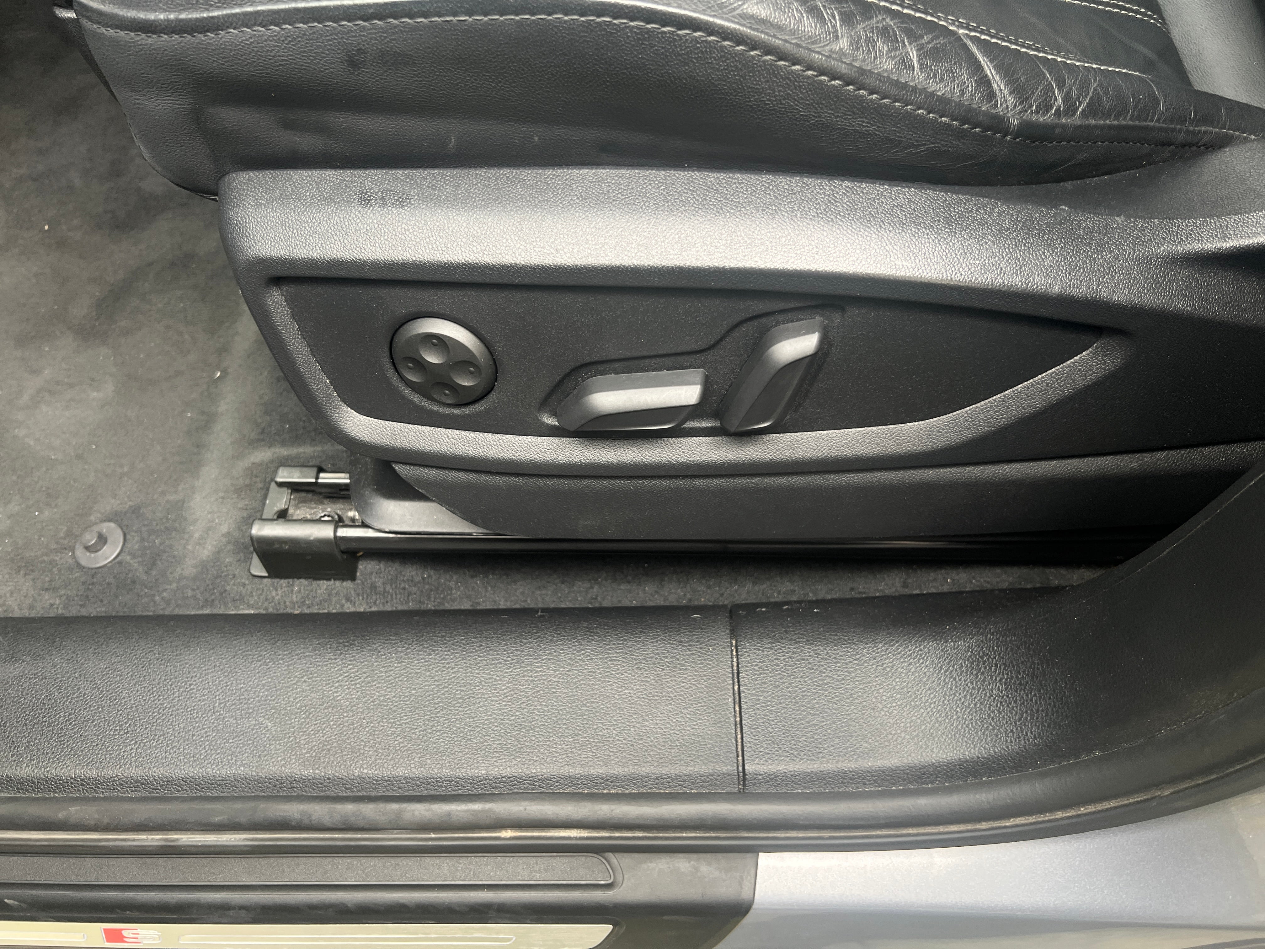 audi q5 2024 WA1EAAFY2R2082718 image audi q5 2024 WA1EAAFY2R2082718 image