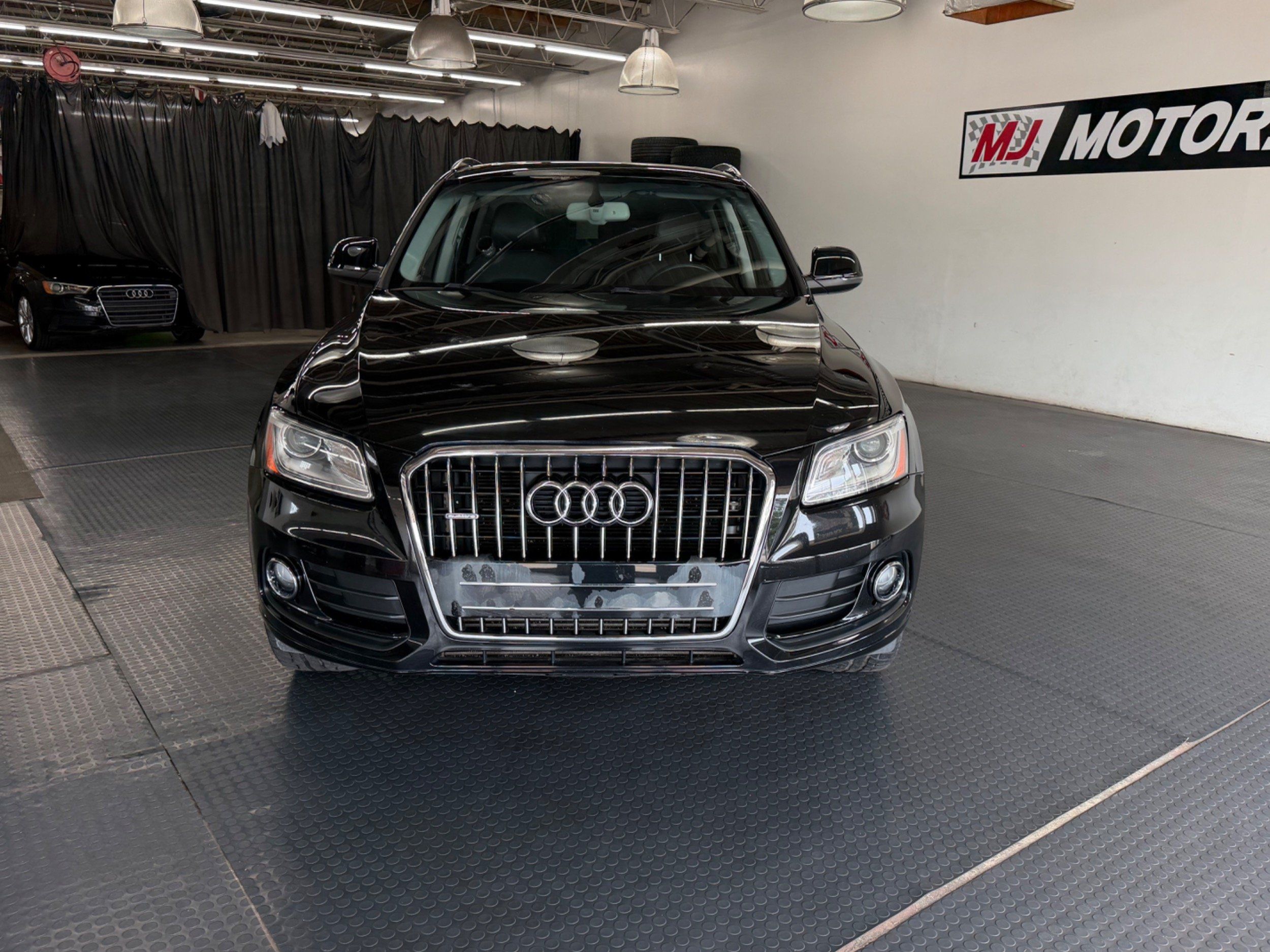 audi q5 2014 WA1CMAFPXEA106933 image audi q5 2014 WA1CMAFPXEA106933 image