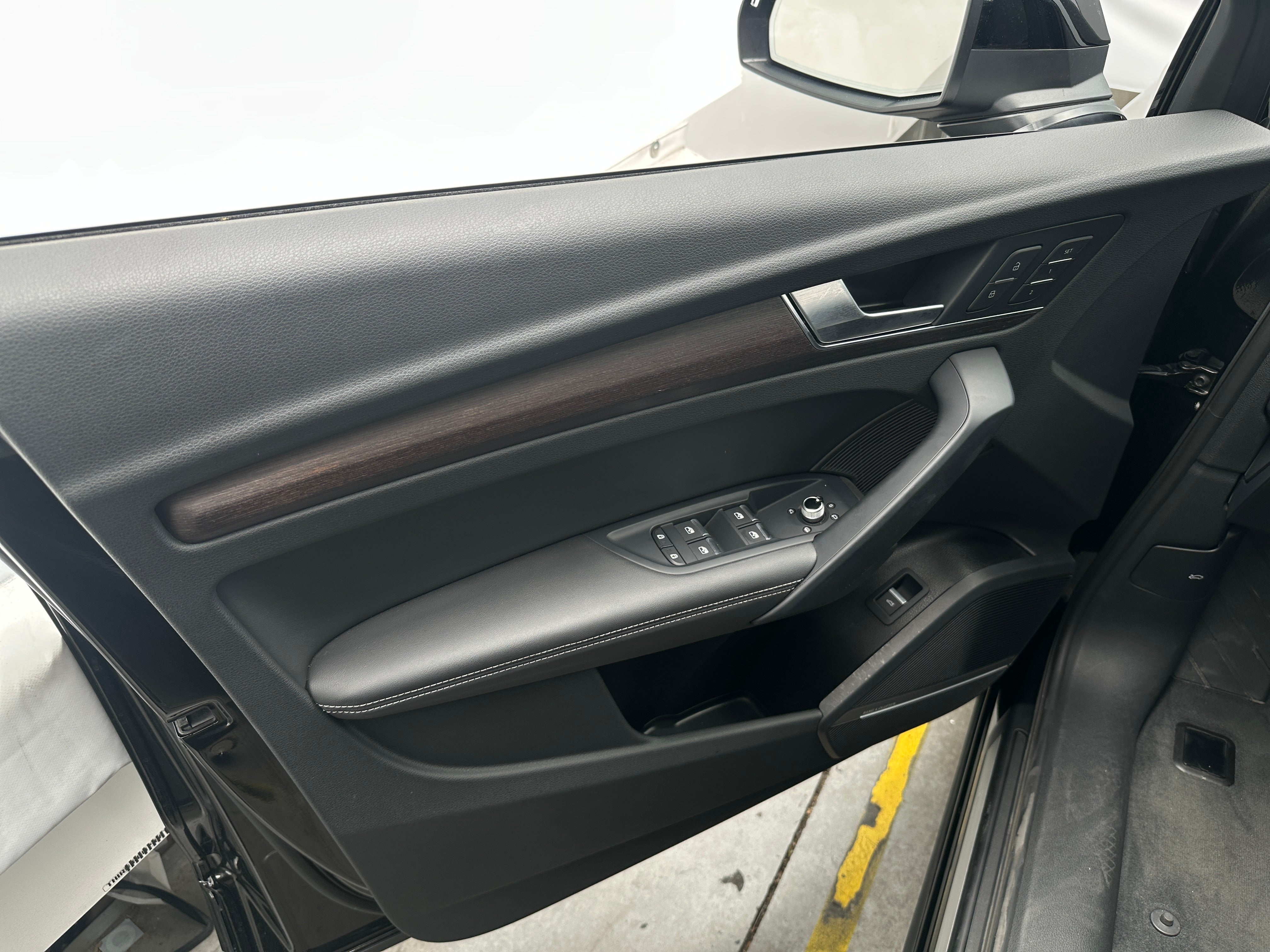 audi q5 2022 WA1BBAFY5N2083078 image audi q5 2022 WA1BBAFY5N2083078 image