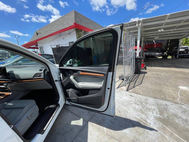 audi q5 2022 WA1FAAFY6N2051728 image audi q5 2022 WA1FAAFY6N2051728 image