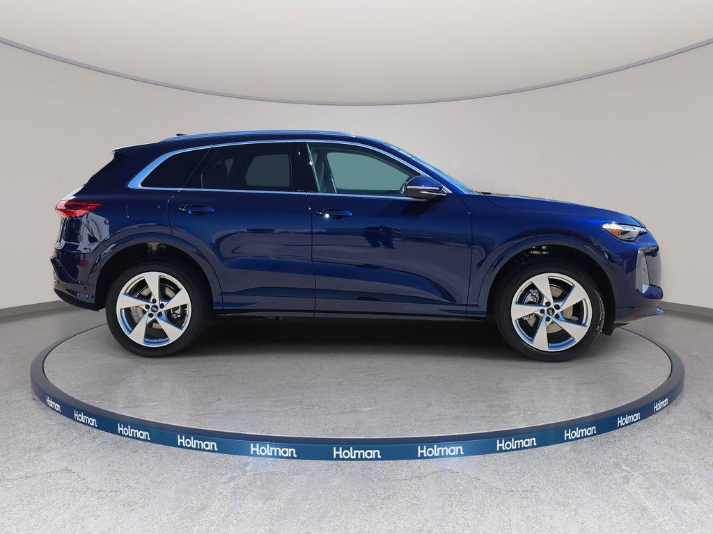 audi q5 2025 WA12AAGU4S2084104 image audi q5 2025 WA12AAGU4S2084104 image