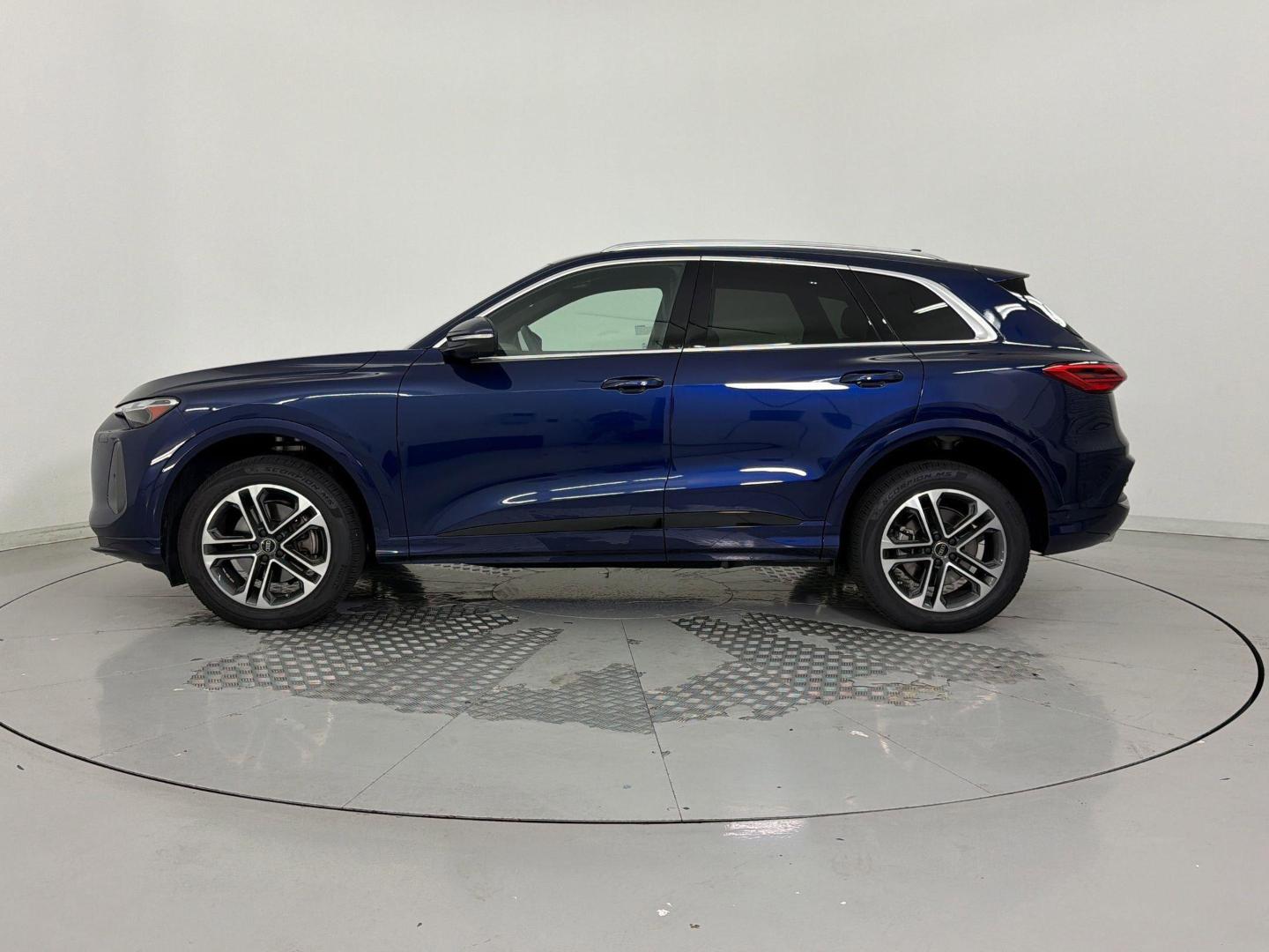 audi q5 2025 WA11AAGU3S2105715 image audi q5 2025 WA11AAGU3S2105715 image