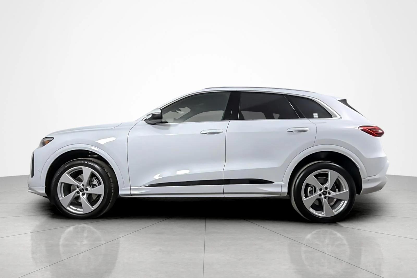 audi q5 2025 WA12AAGU3S2019812 image audi q5 2025 WA12AAGU3S2019812 image