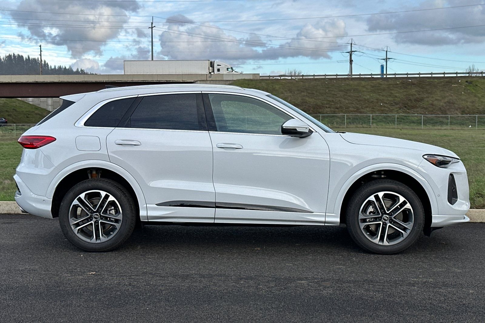 audi q5 2025 WA11AAGU0S2109740 image audi q5 2025 WA11AAGU0S2109740 image