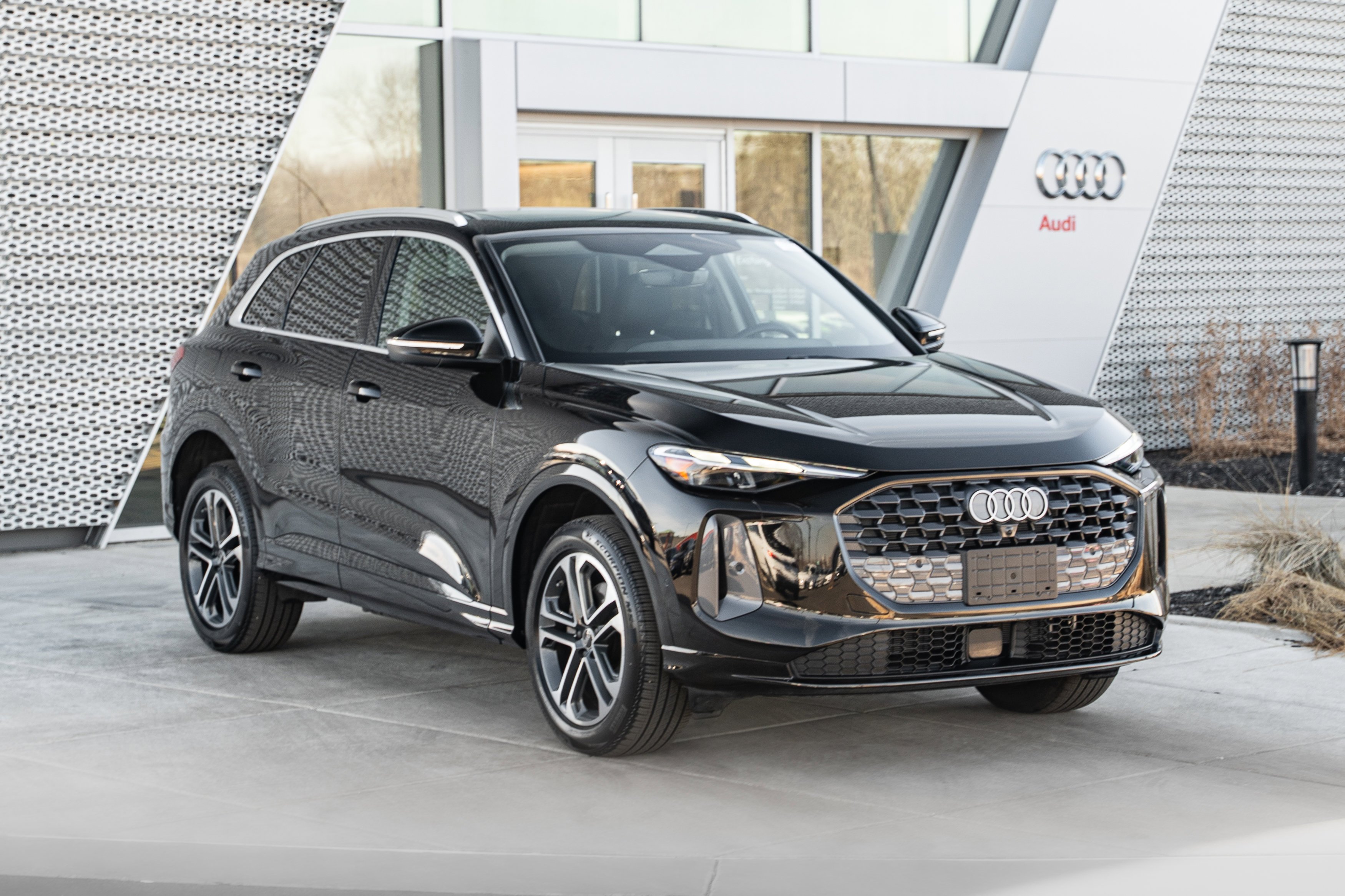 audi q5 2025 WA11AAGU5S2052404 image audi q5 2025 WA11AAGU5S2052404 image