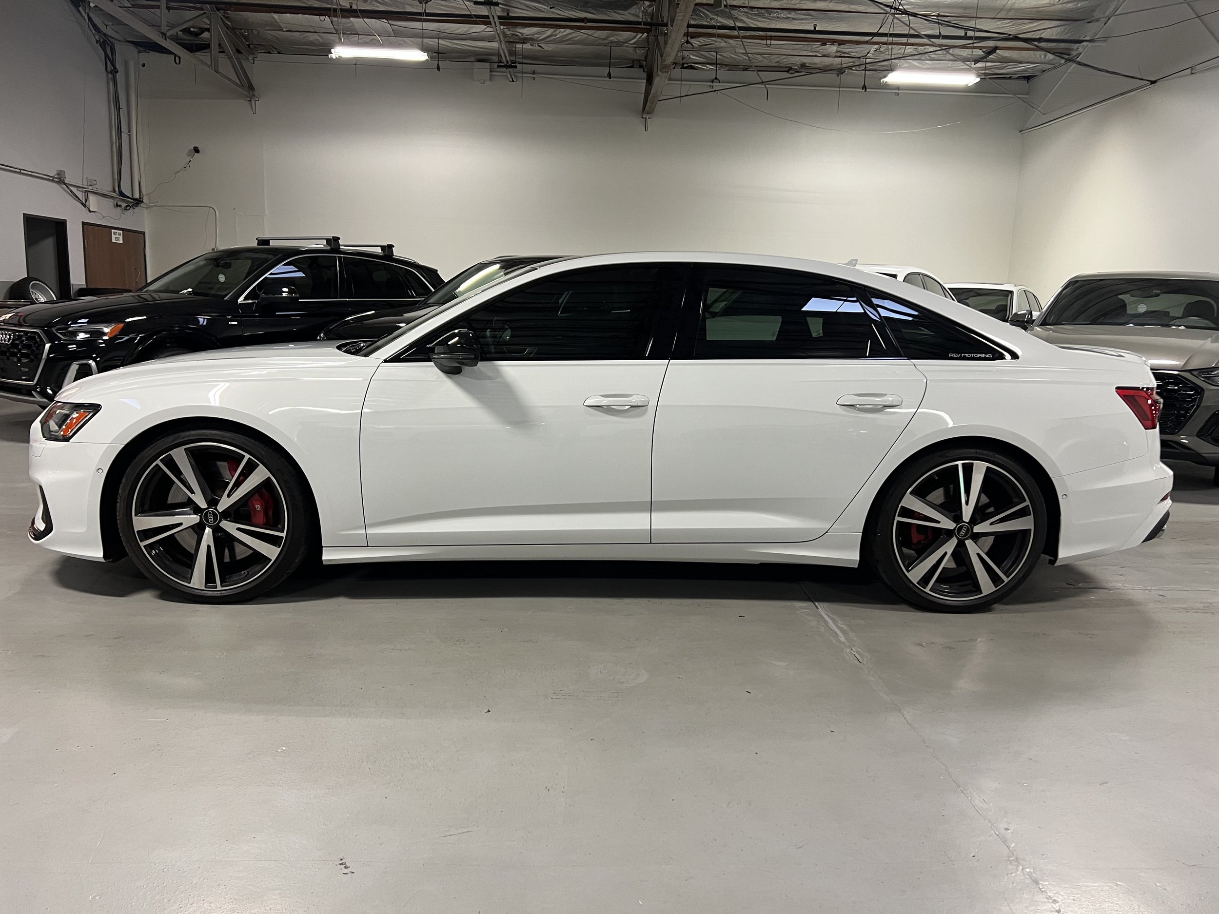 audi s6 2023 WAUEFBF23PN072250 image audi s6 2023 WAUEFBF23PN072250 image