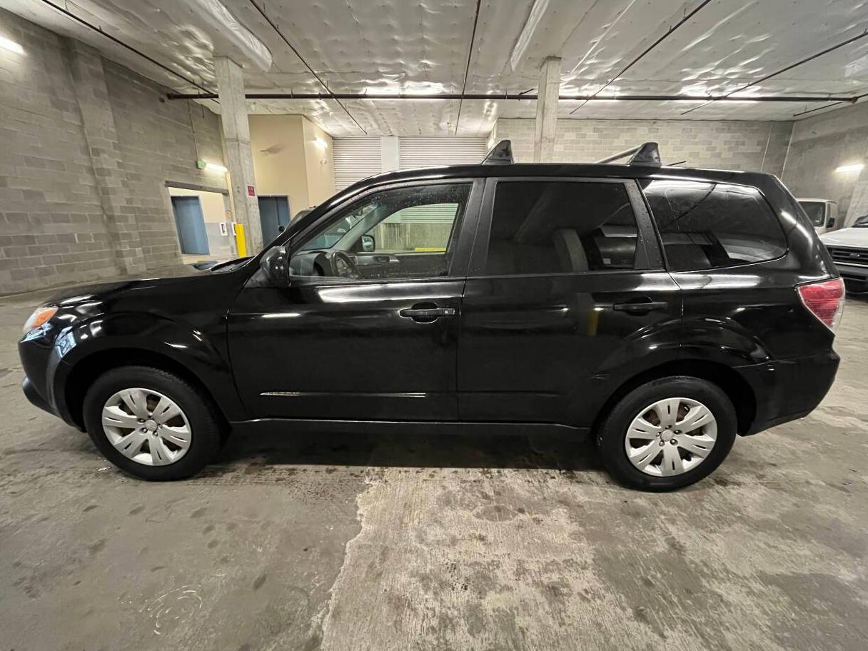 SUBARU FORESTER 2010 JF2SH6AC0AG718171 image