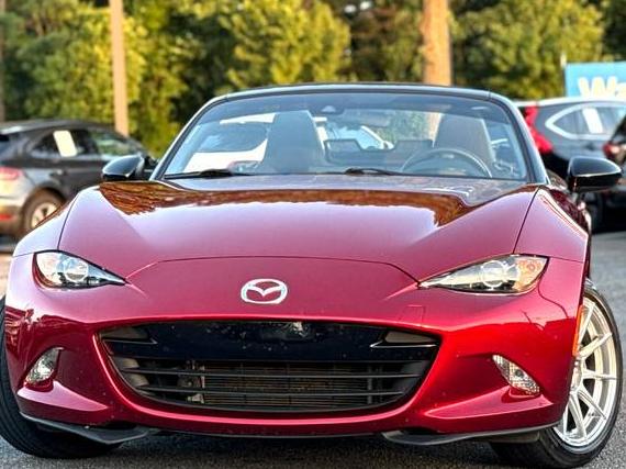 MAZDA MX-5 2019 JM1NDAB72K0305352 image