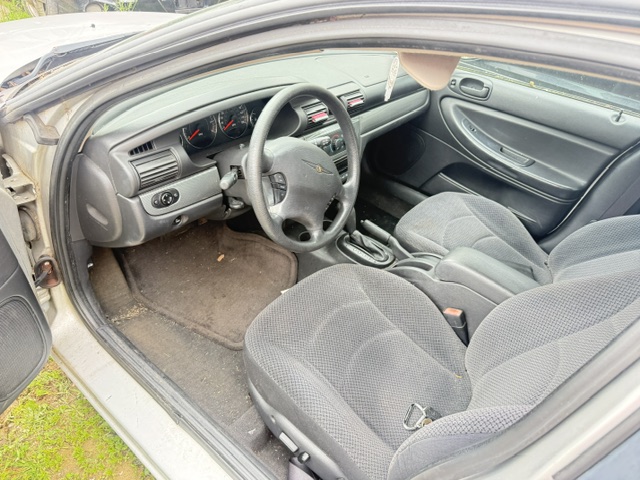 chrysler sebring 2004 1C3EL56R44N264478 image chrysler sebring 2004 1C3EL56R44N264478 image