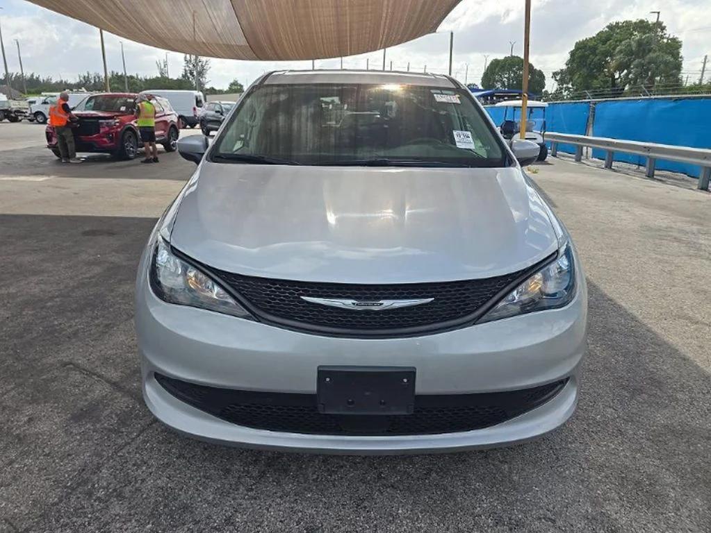 chrysler voyager 2023 2C4RC1CG7PR530253 image chrysler voyager 2023 2C4RC1CG7PR530253 image