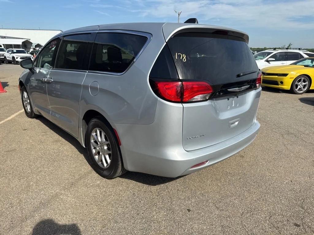 chrysler voyager 2023 2C4RC1CG0PR608176 image chrysler voyager 2023 2C4RC1CG0PR608176 image