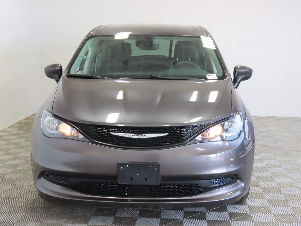 chrysler voyager 2023 2C4RC1CG1PR530166 image chrysler voyager 2023 2C4RC1CG1PR530166 image