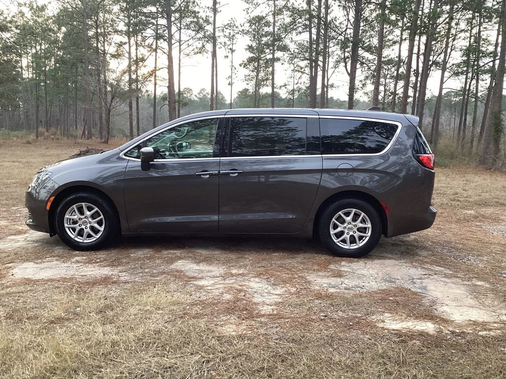 chrysler voyager 2023 2C4RC1CG1PR573566 image chrysler voyager 2023 2C4RC1CG1PR573566 image