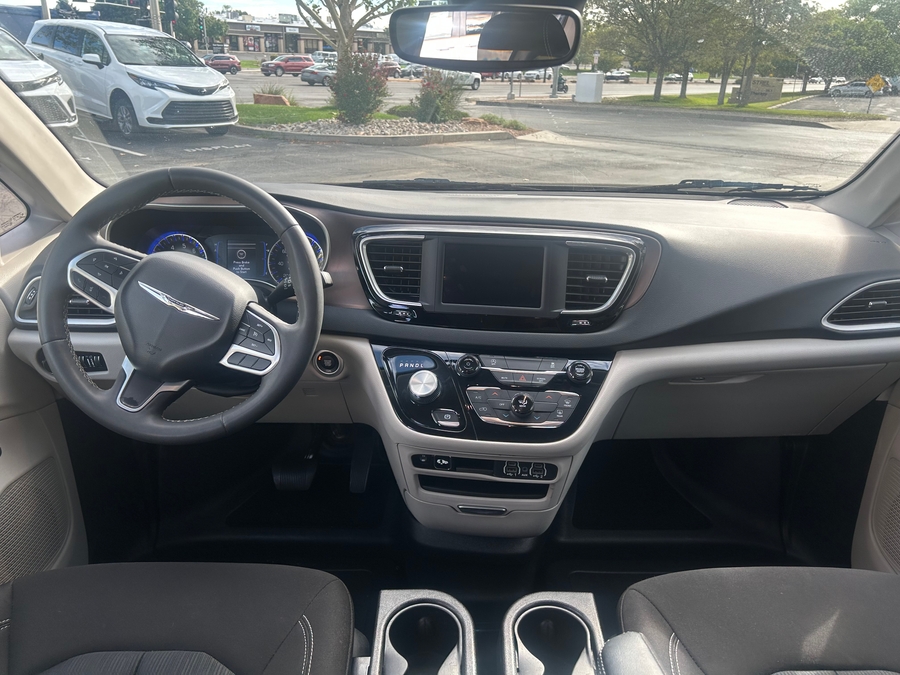 chrysler voyager 2023 2C4RC1CG4PR538553 image chrysler voyager 2023 2C4RC1CG4PR538553 image