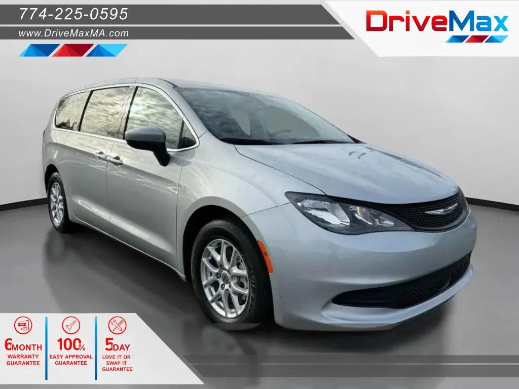 chrysler voyager 2023 2C4RC1CG8PR596004 image chrysler voyager 2023 2C4RC1CG8PR596004 image