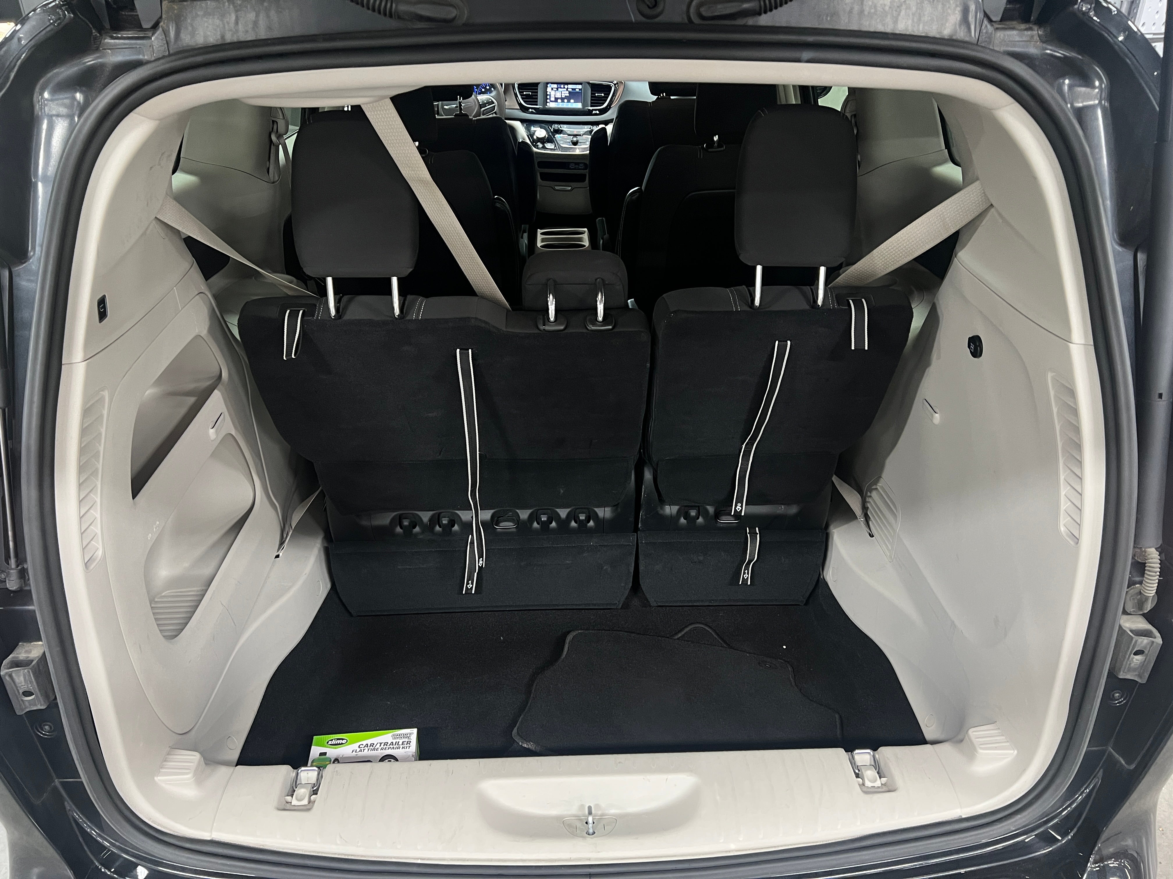 chrysler voyager 2023 2C4RC1CG3PR616613 image chrysler voyager 2023 2C4RC1CG3PR616613 image