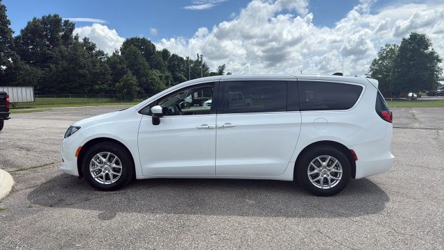 chrysler voyager 2023 2C4RC1CG1PR567847 image chrysler voyager 2023 2C4RC1CG1PR567847 image