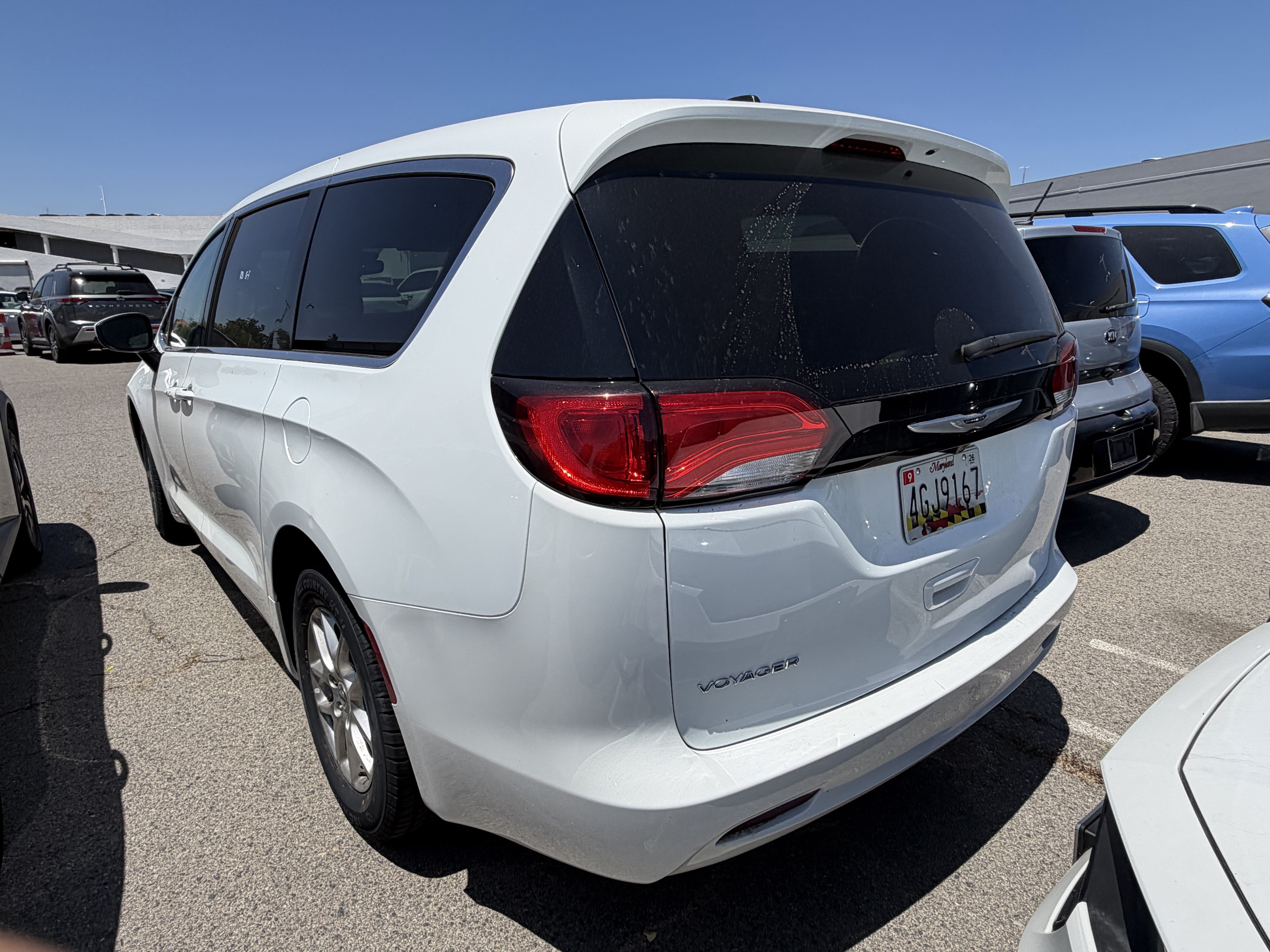chrysler voyager 2023 2C4RC1CG7PR602049 image chrysler voyager 2023 2C4RC1CG7PR602049 image