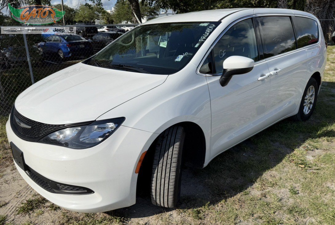 chrysler voyager 2023 2C4RC1CG7PR608014 image chrysler voyager 2023 2C4RC1CG7PR608014 image