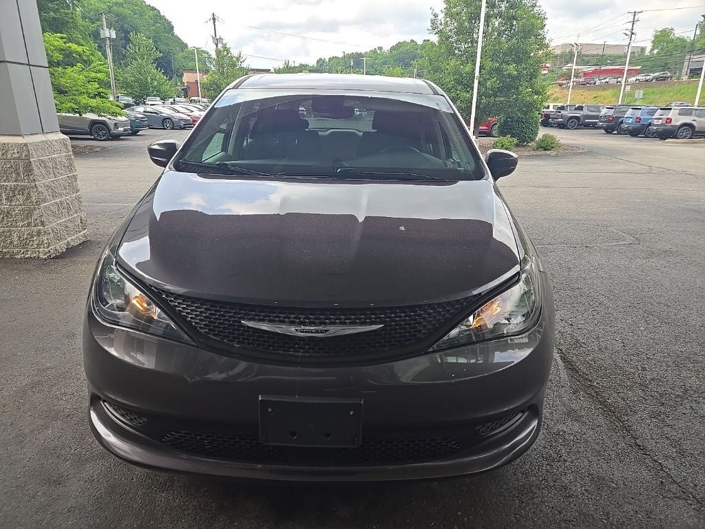 chrysler voyager 2023 2C4RC1CG1PR534122 image chrysler voyager 2023 2C4RC1CG1PR534122 image
