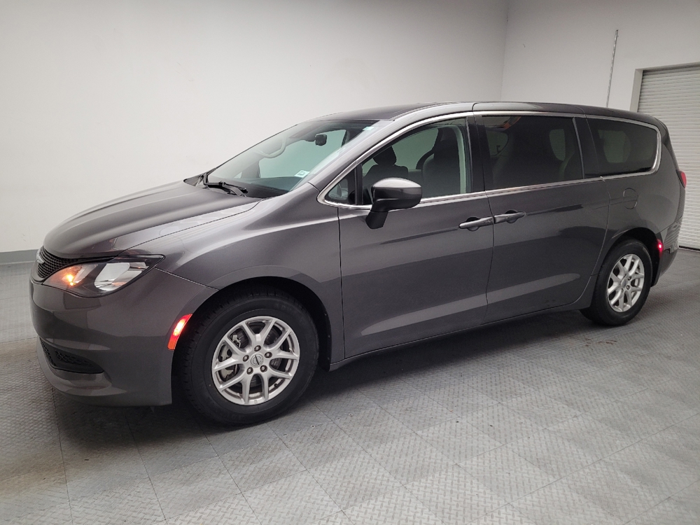 chrysler voyager 2023 2C4RC1CG7PR529801 image chrysler voyager 2023 2C4RC1CG7PR529801 image
