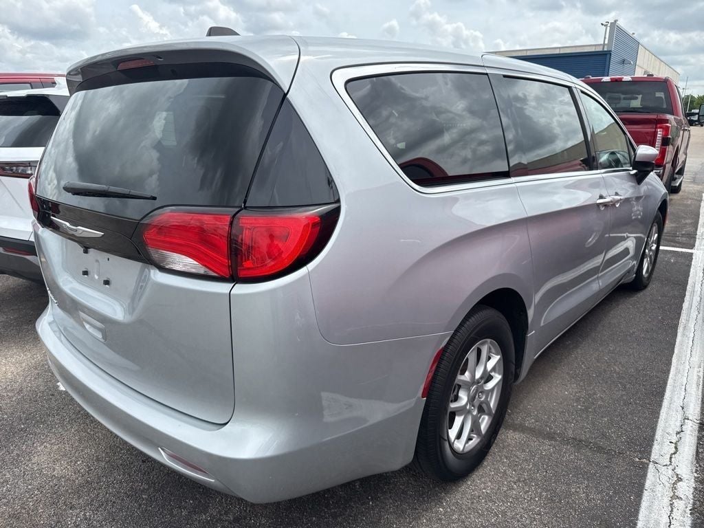chrysler voyager 2023 2C4RC1CG6PR550798 image chrysler voyager 2023 2C4RC1CG6PR550798 image