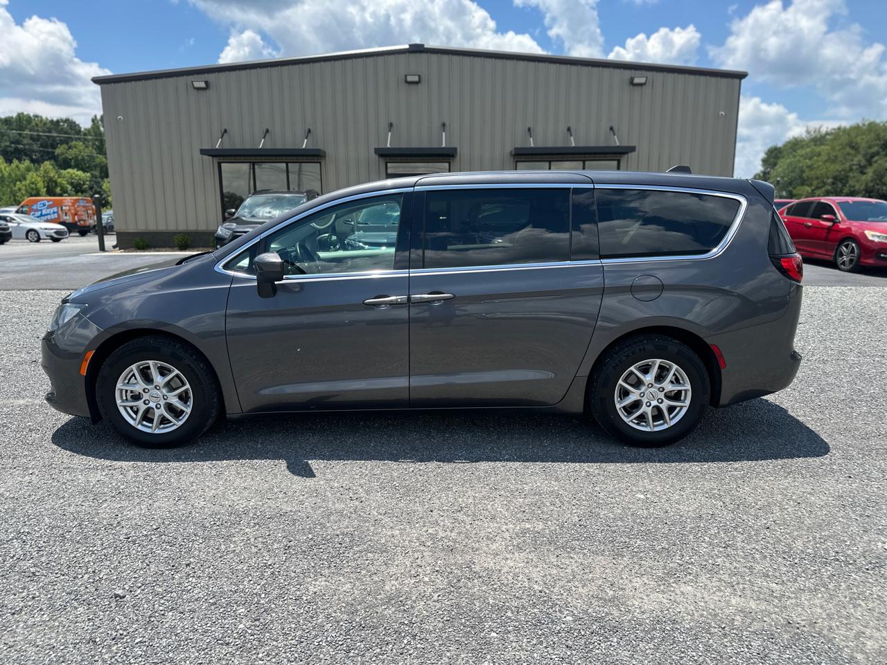 chrysler voyager 2021 2C4RC1CG7MR565435 image chrysler voyager 2021 2C4RC1CG7MR565435 image