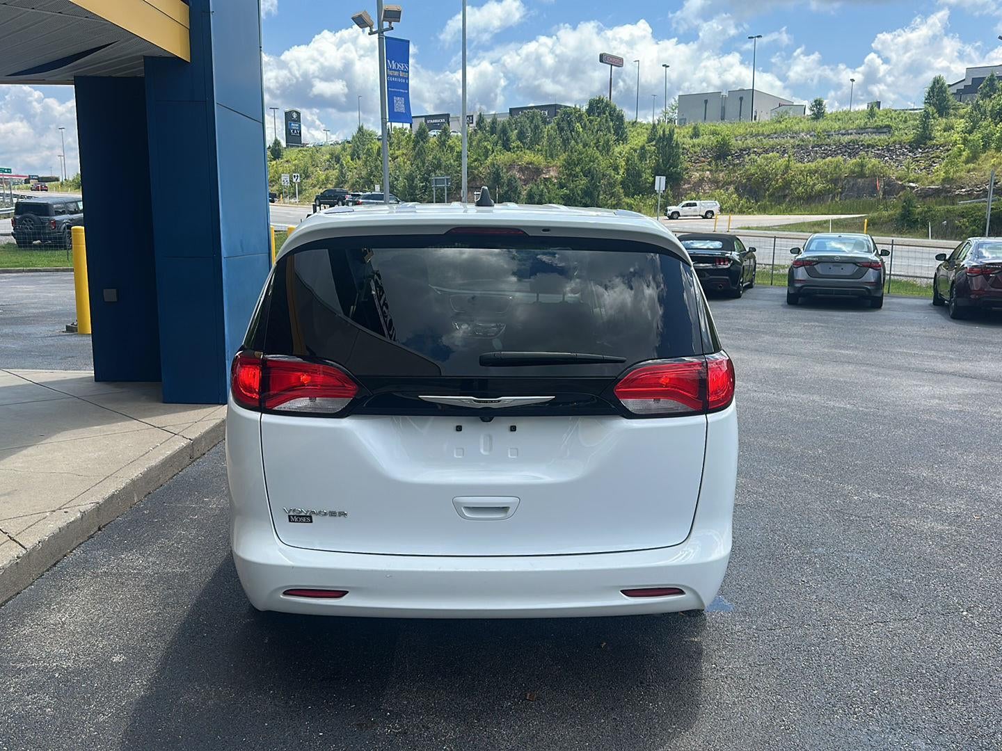 chrysler voyager 2024 2C4RC1CG3RR176900 image chrysler voyager 2024 2C4RC1CG3RR176900 image