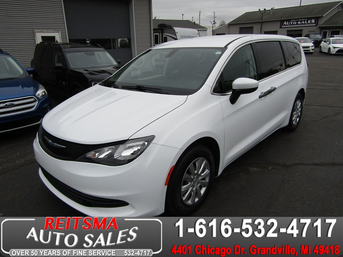 chrysler voyager 2020 2C4RC1AG8LR105427 image chrysler voyager 2020 2C4RC1AG8LR105427 image