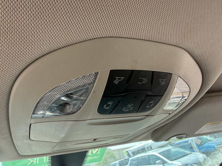 chrysler voyager 2022 2C4RC1CG5NR203380 image